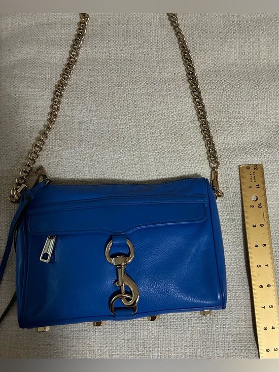 Rebecca
Minkoff EUC Blue Leather
Crossbody Bag, w/Silver-Tone
Accents - Picture 9 of 12